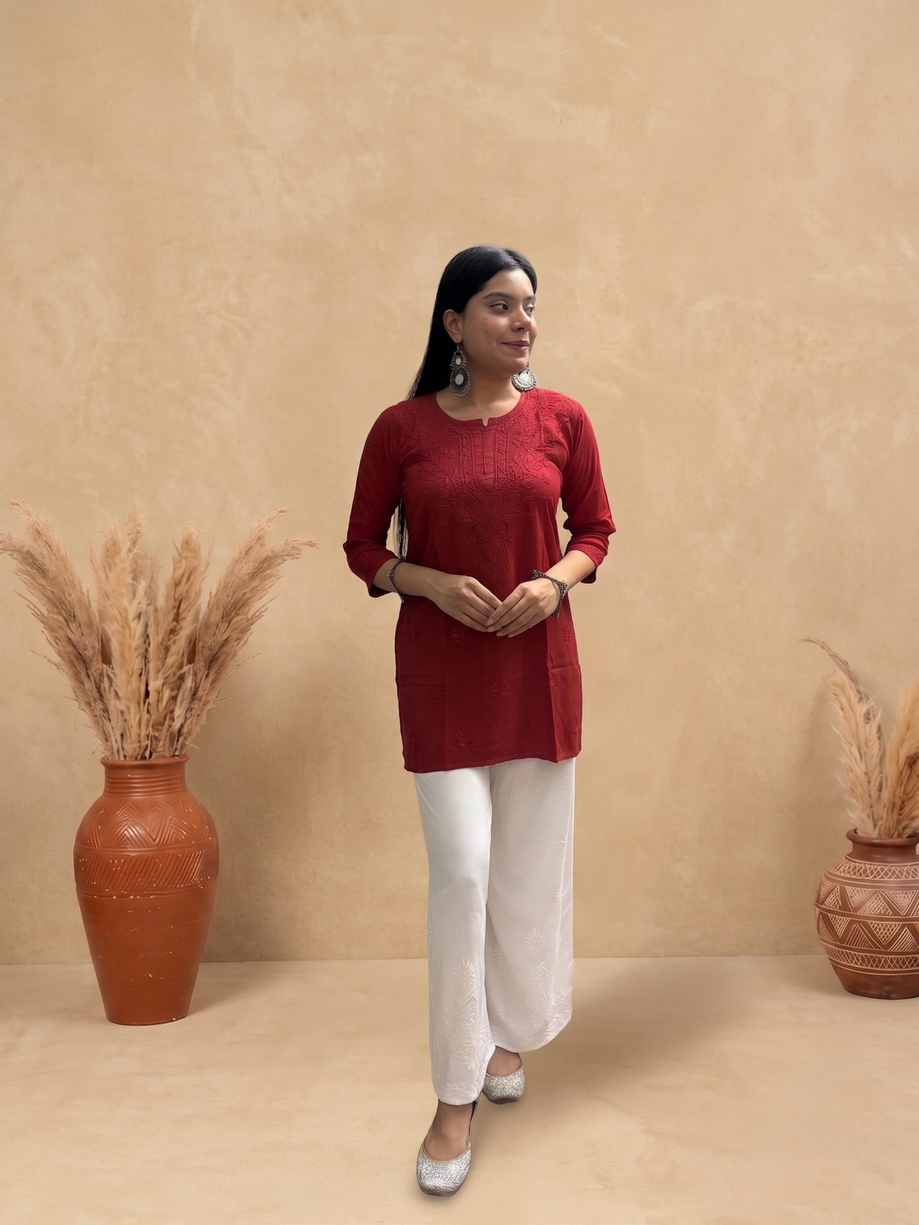 Rayon Chikankari Solid Women's Short Kurta - Maroon