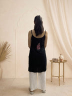 Rayon Chikankari Solid Women's Mid length Kurti - Black (Pink)
