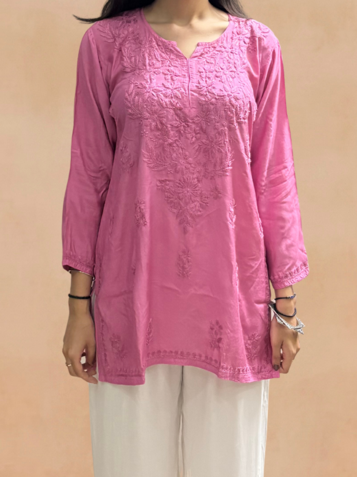 Muslin Chikankari Solid Women's Short Kurta - Pink