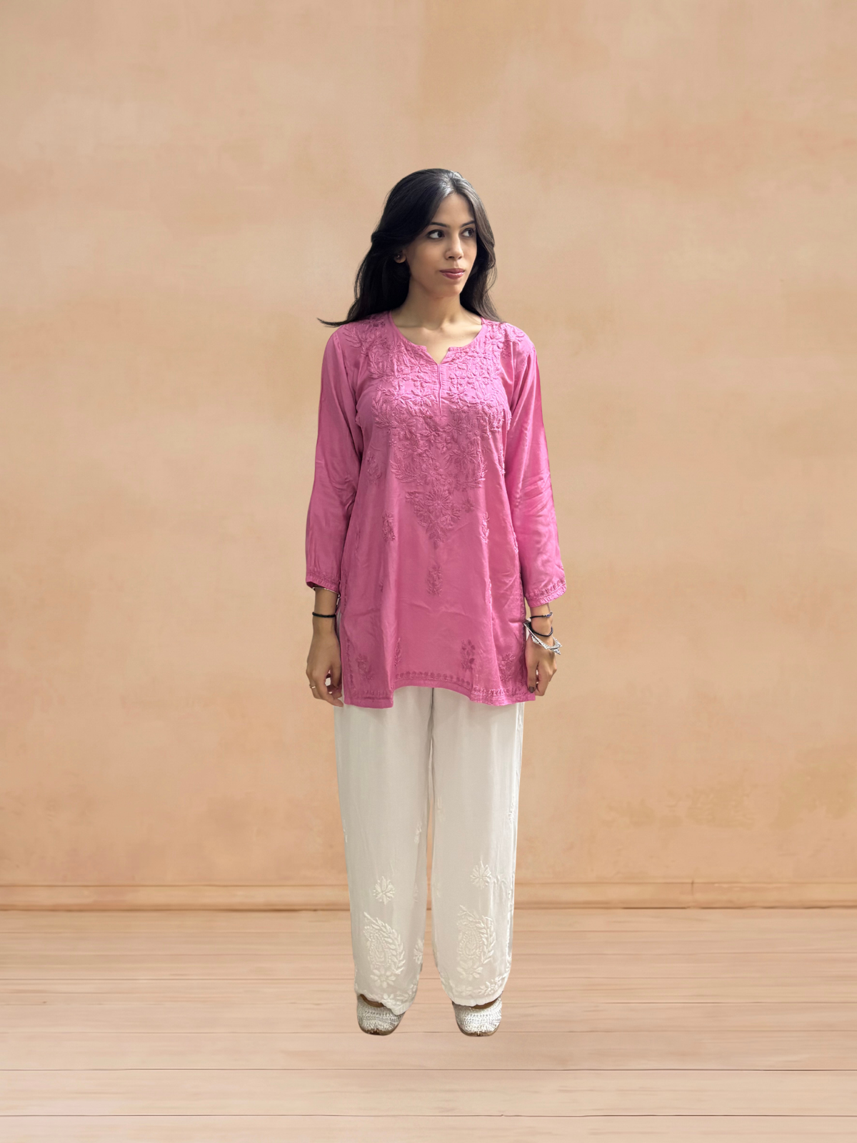 Muslin Chikankari Solid Women's Short Kurta - Pink