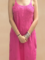 Rayon Chikankari Solid Women's Kurti - Pink